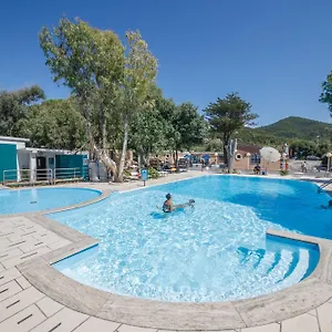 3* Kompleks wypoczynkowy Villaggio Miramare